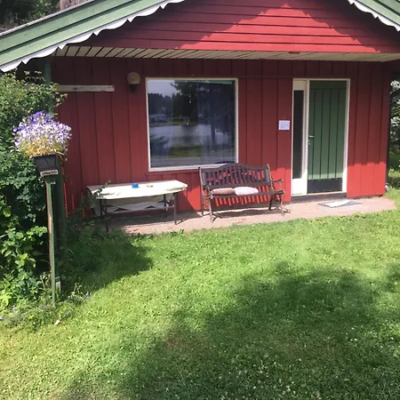Ronlund Hyttepark, Midt-i-garde *